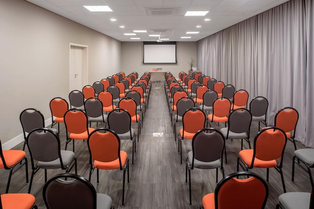 Hotel Intercity Ribeirao Preto